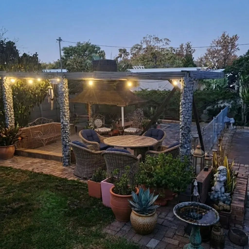 Solar G40 Globe String Lights for Patios & Backyard Bistros – 33/49/59 ft